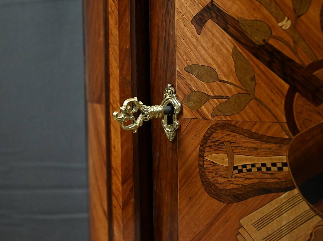 Small living room piece in precious wood marquetry, Louis XVI style – mid-19th century.