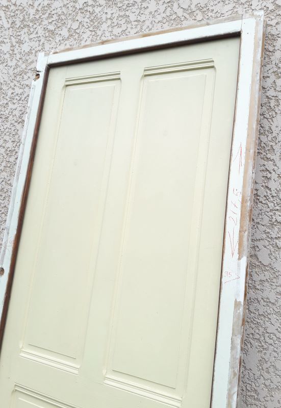 Door 83x213.5cm communication molded panel