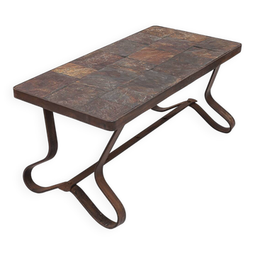 Table basse brutaliste par Adnet