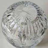 Vintage ball-shaped vase, in Bohemian/Boho chic crystal. 15 x 13 cm