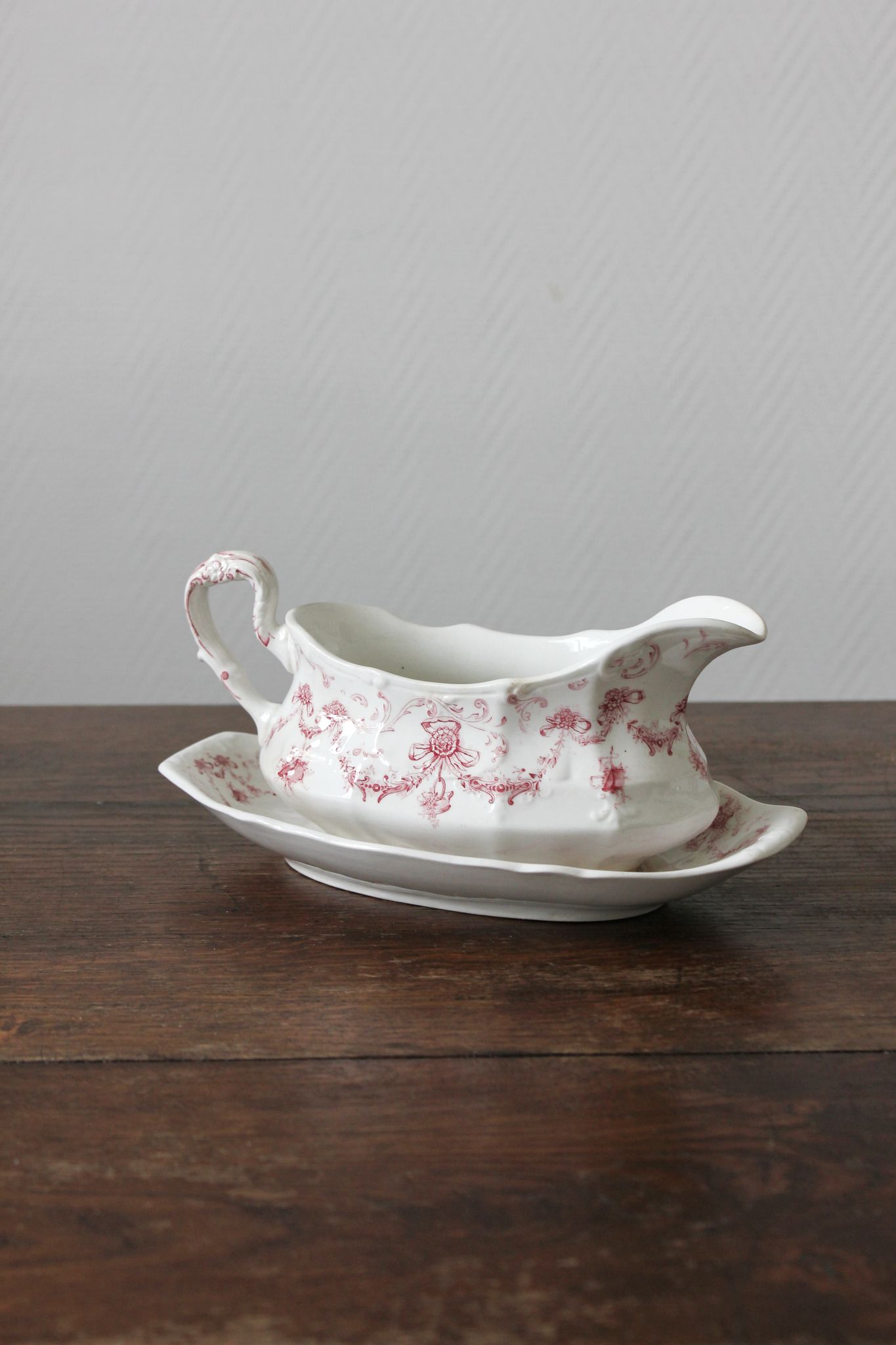 Saucière en terre de fer anglaise Ridgways modèle "Lafayette"