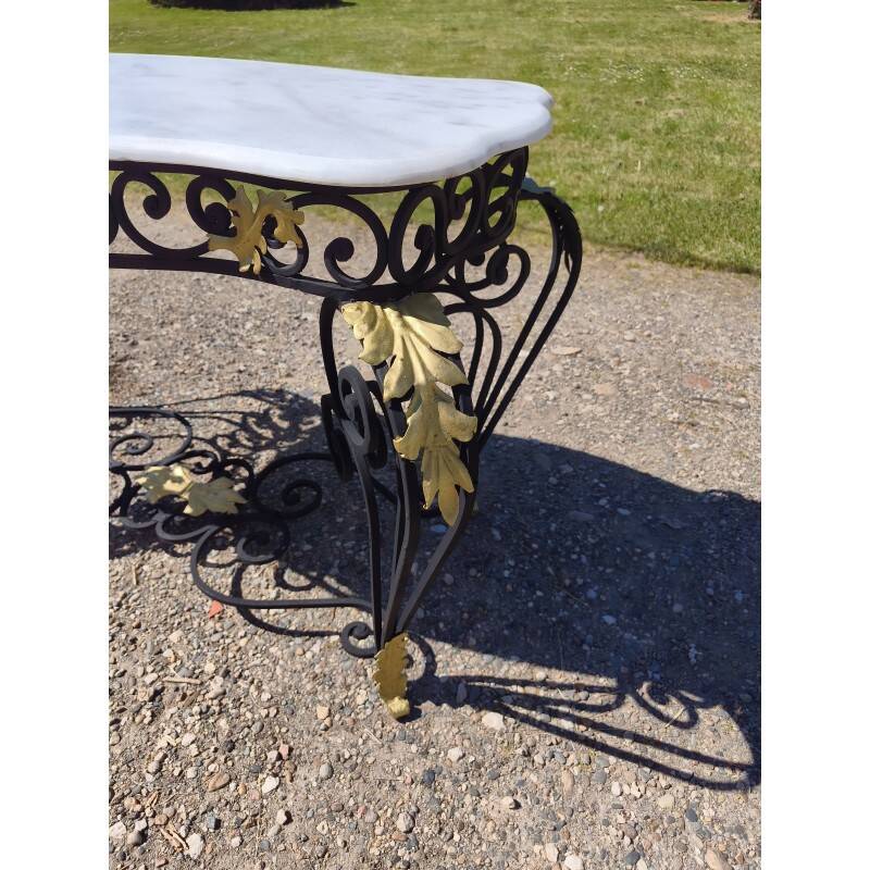 19th-century butcher's table made of wrought iron and twisted.