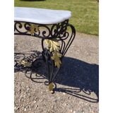 19th-century butcher's table made of wrought iron and twisted.