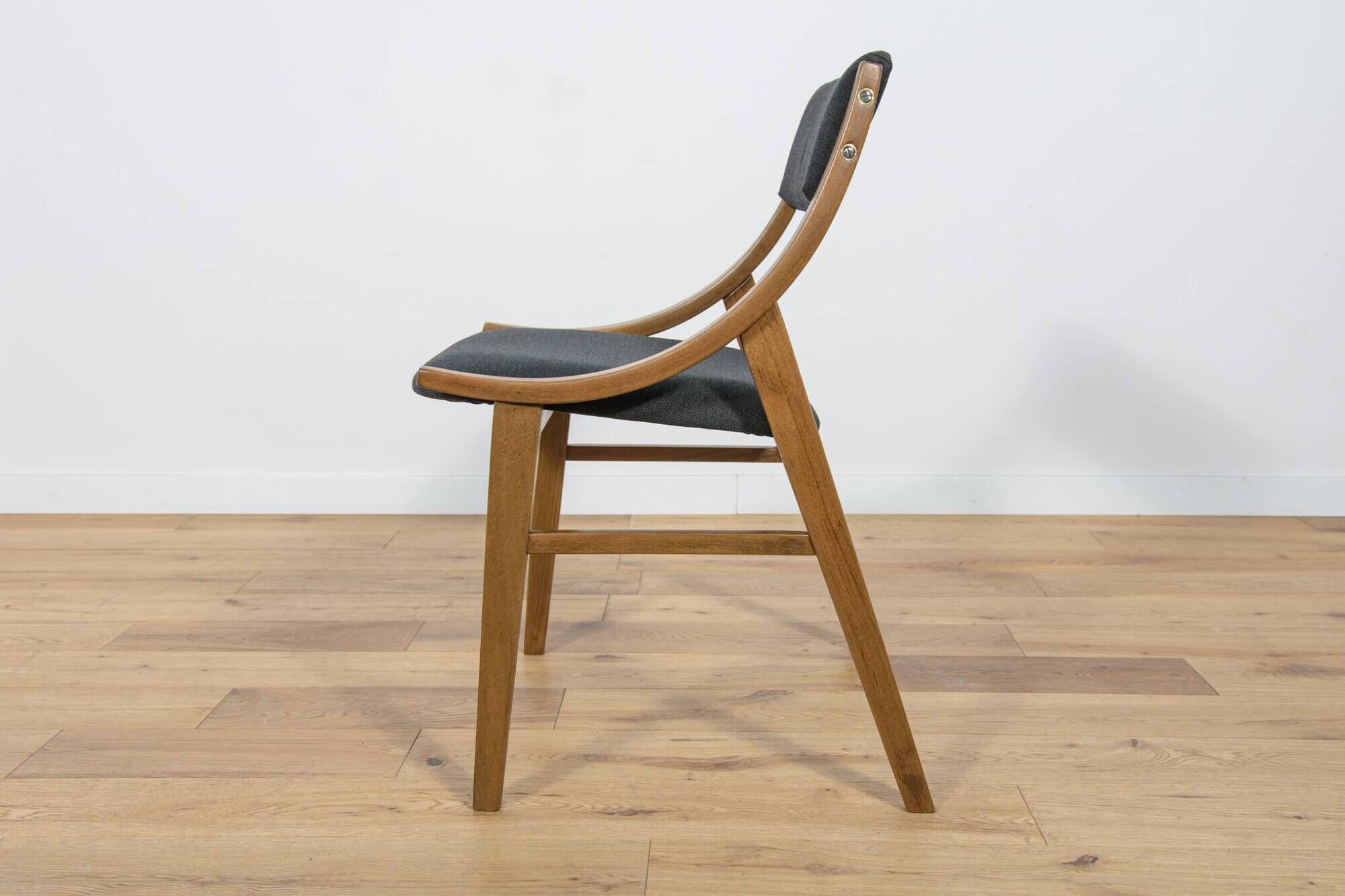 Polish ski jumper chairs from Zamojska, 1970s, set of 10