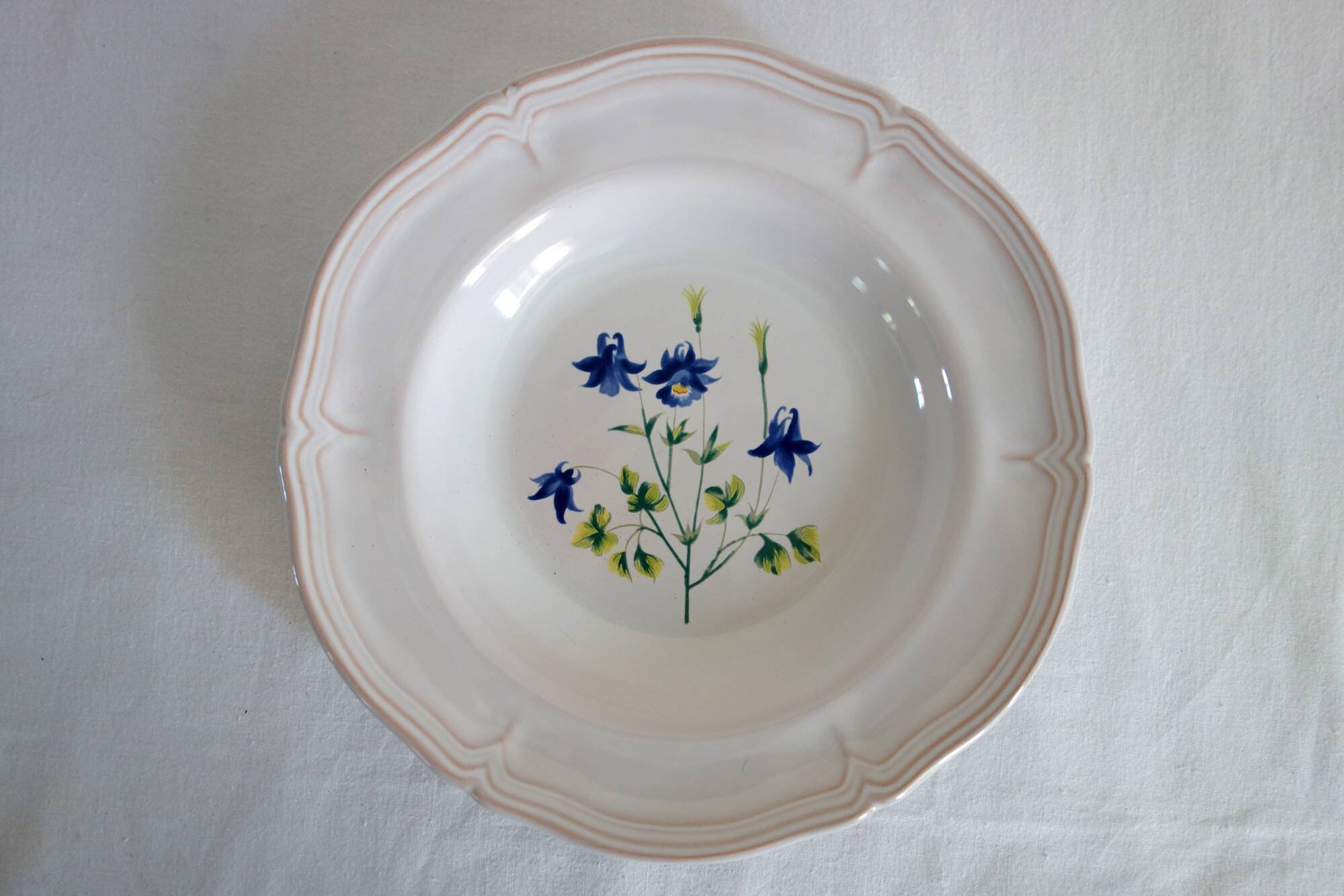 10 deep plates pierre motton for gien circa 1930