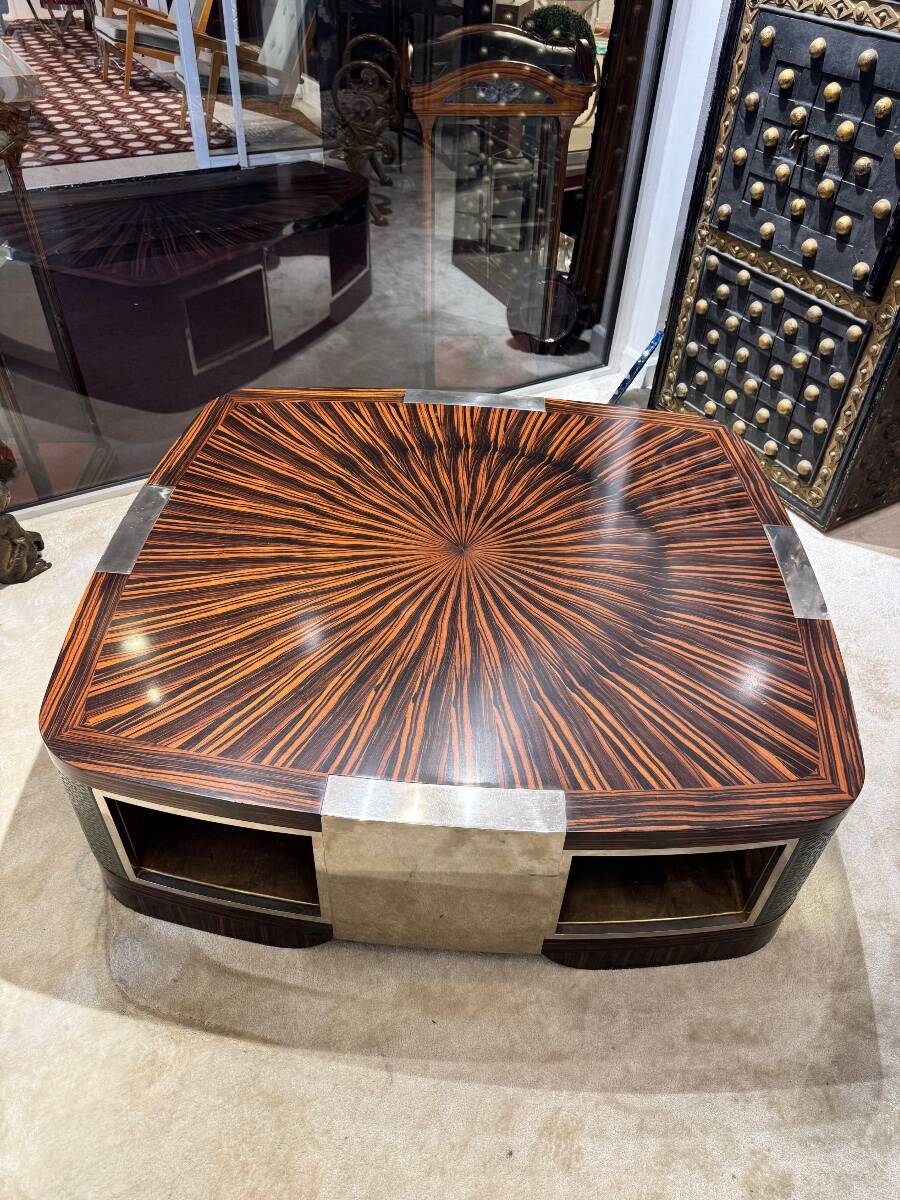 Table basse de style Art déco en ébène de Macassar, vers 1970