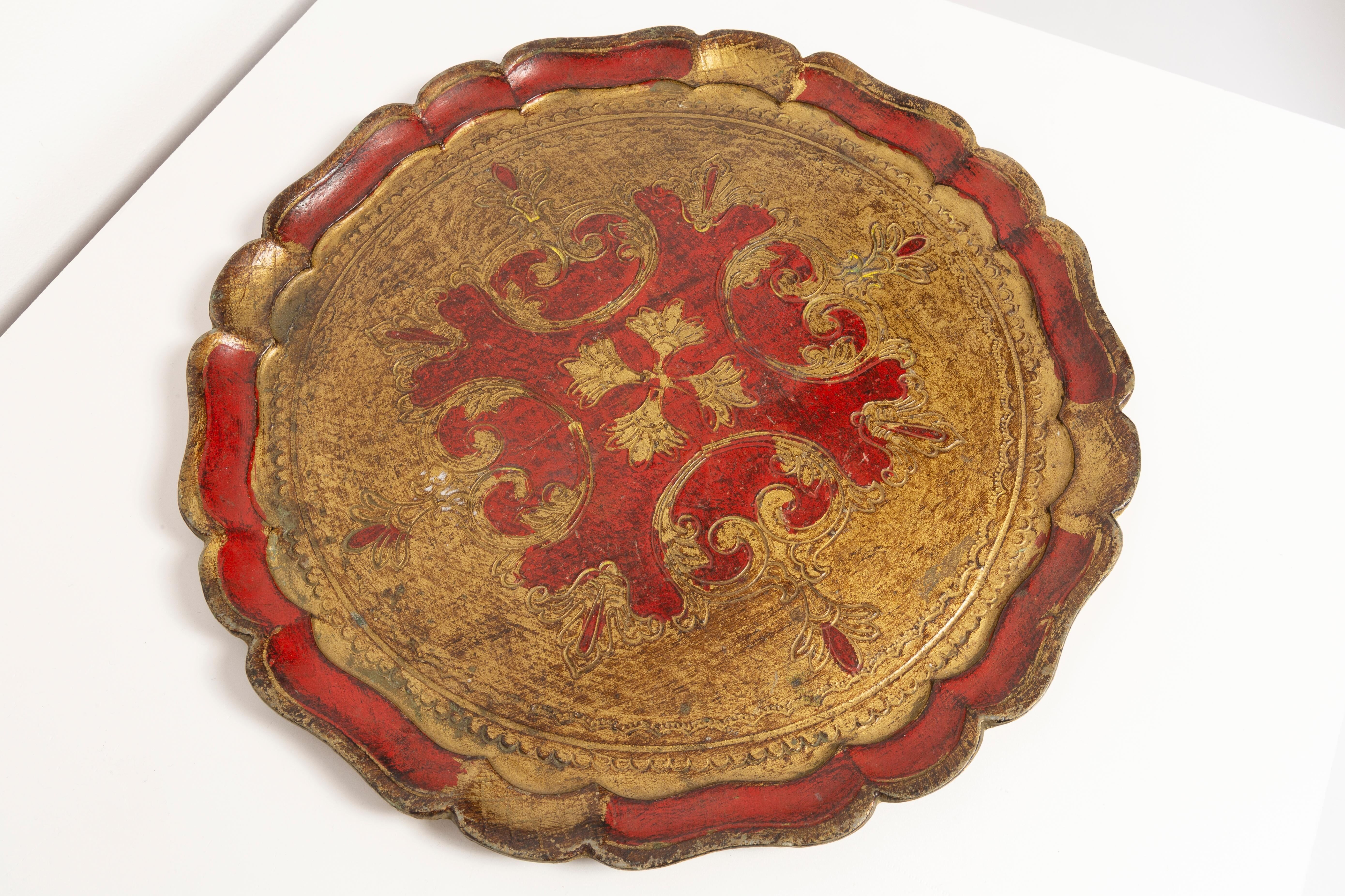 Assiette décorative en bois rouge profond vintage, Italie, années 1960