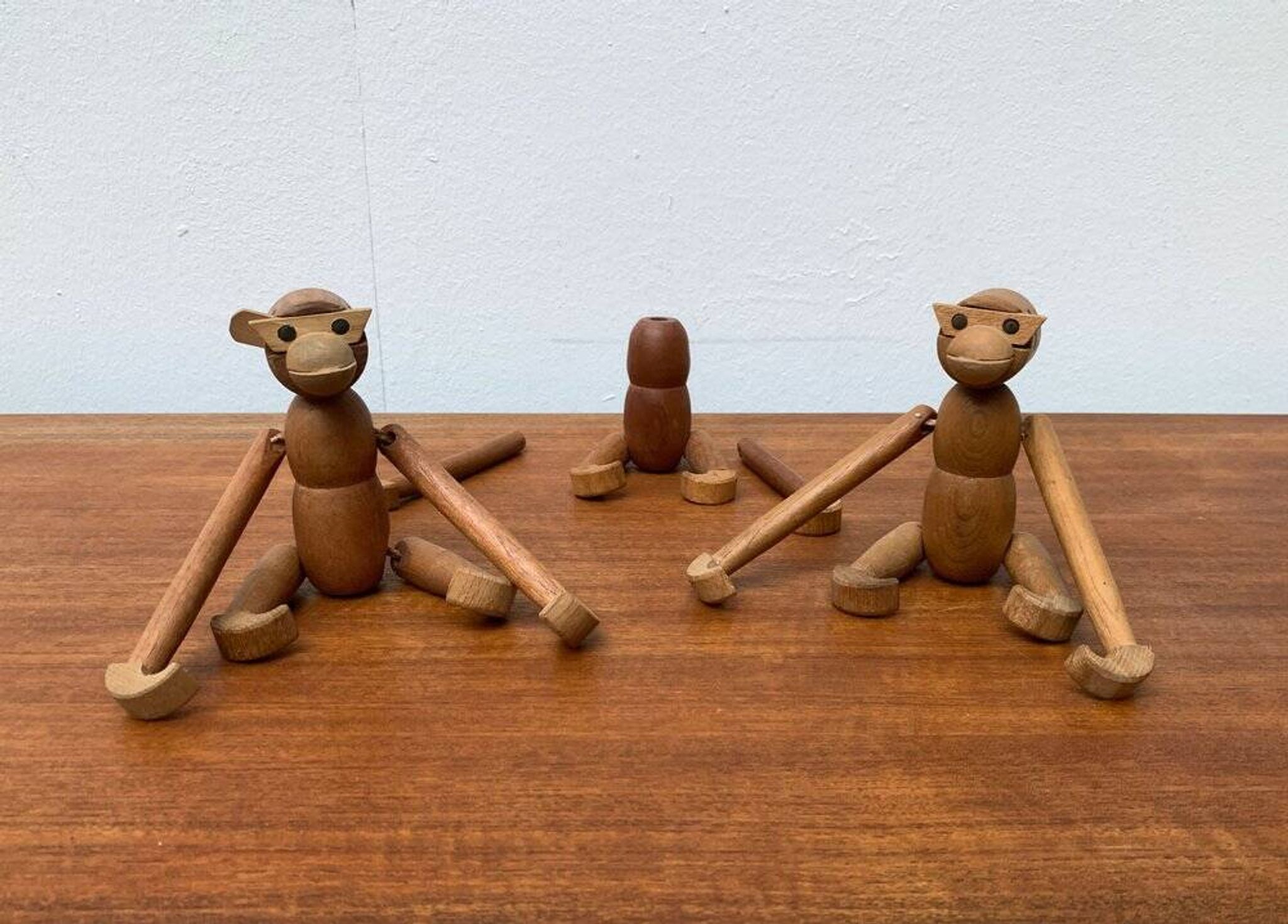 Singes en bois danois du milieu du siècle, lot de 3