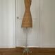Mannequin portemanteau sur pied