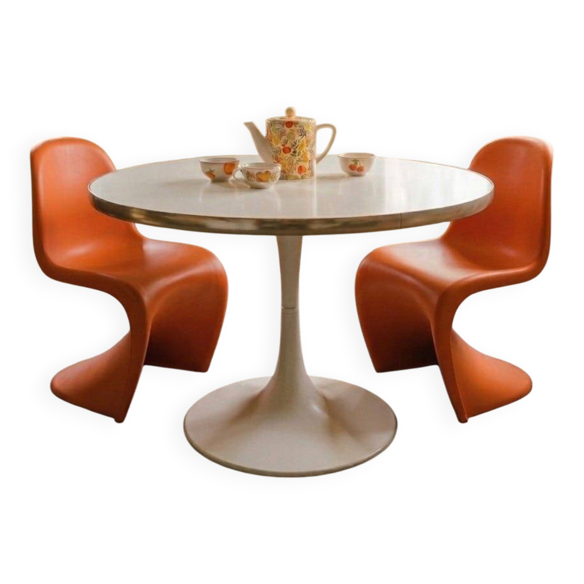 Table à manger design iconique Tulipe