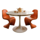 Table à manger design iconique Tulipe