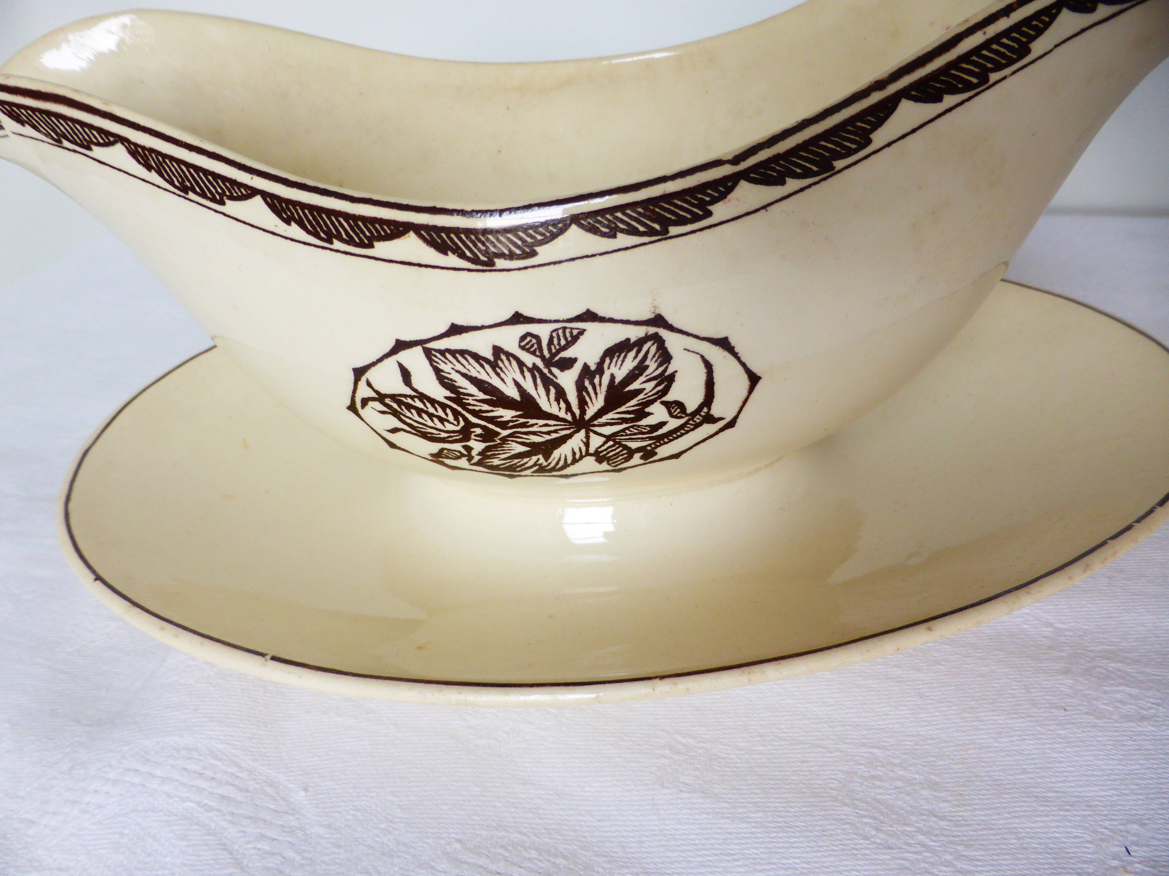 Vintage Sarreguemines sauce boat 210789