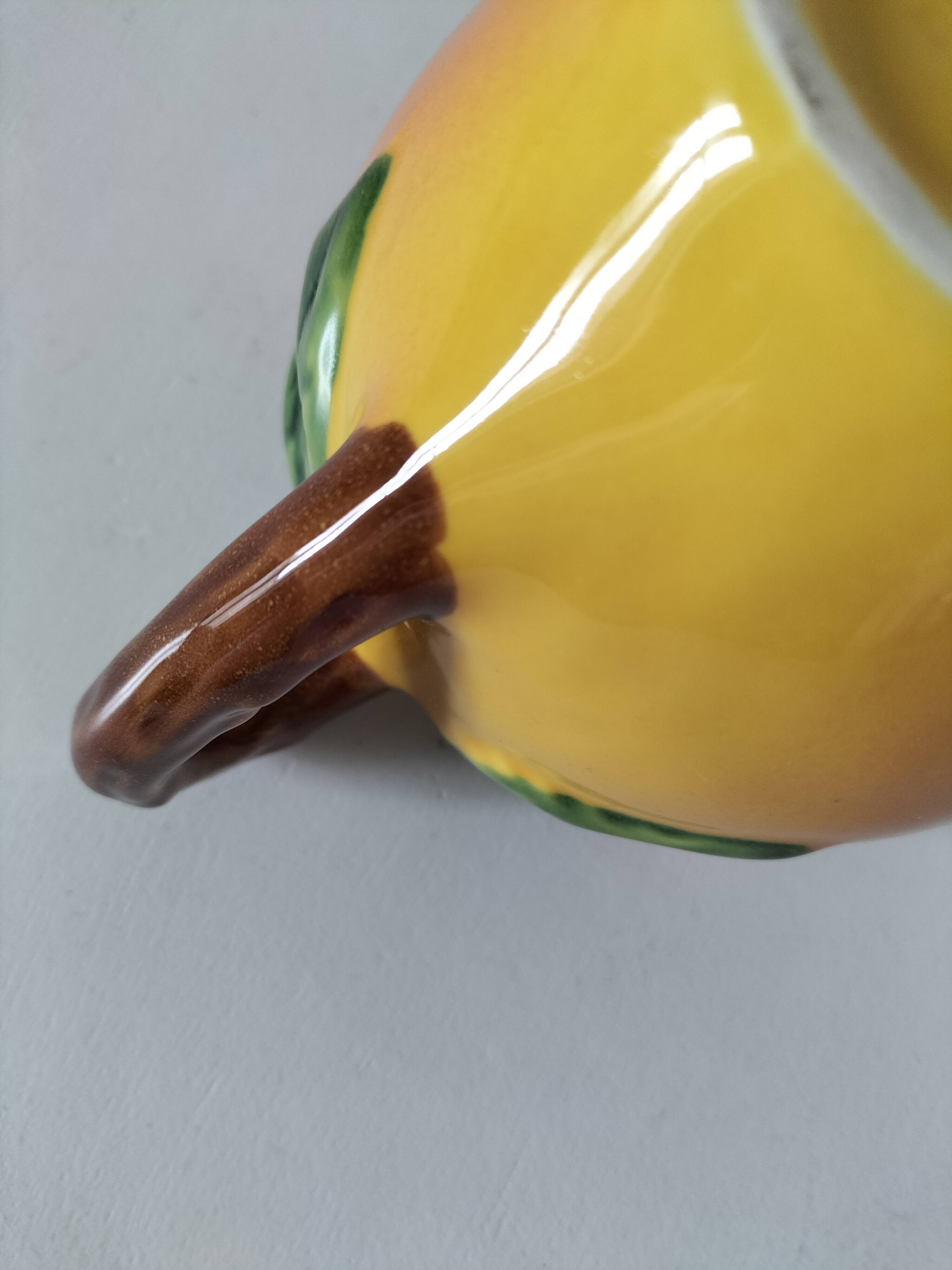 Mug with slip decoration