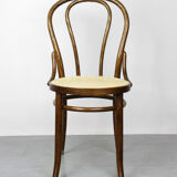 Paire de chaises brunes