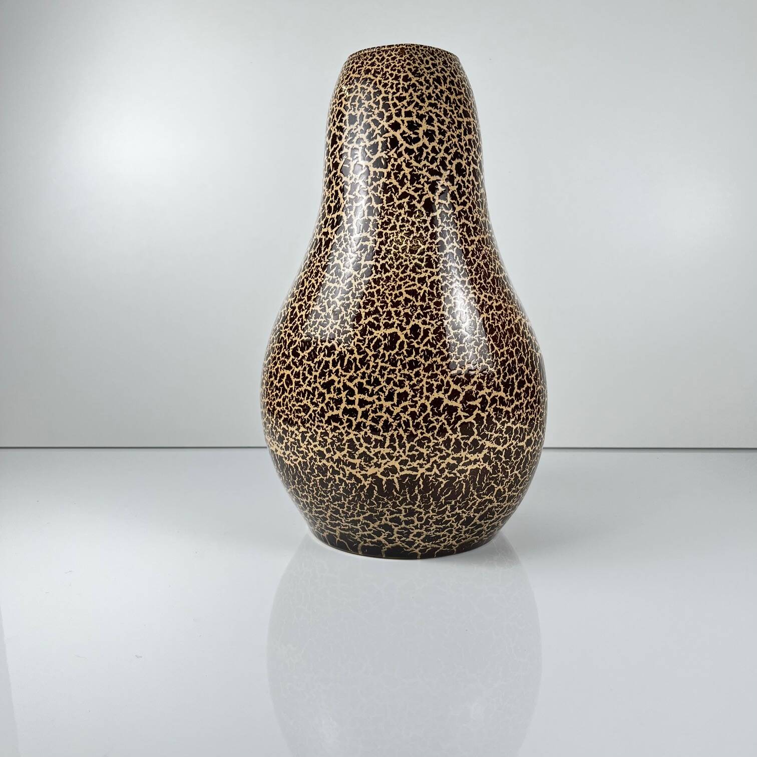 Vase with crackle decoration, Spain, 1990