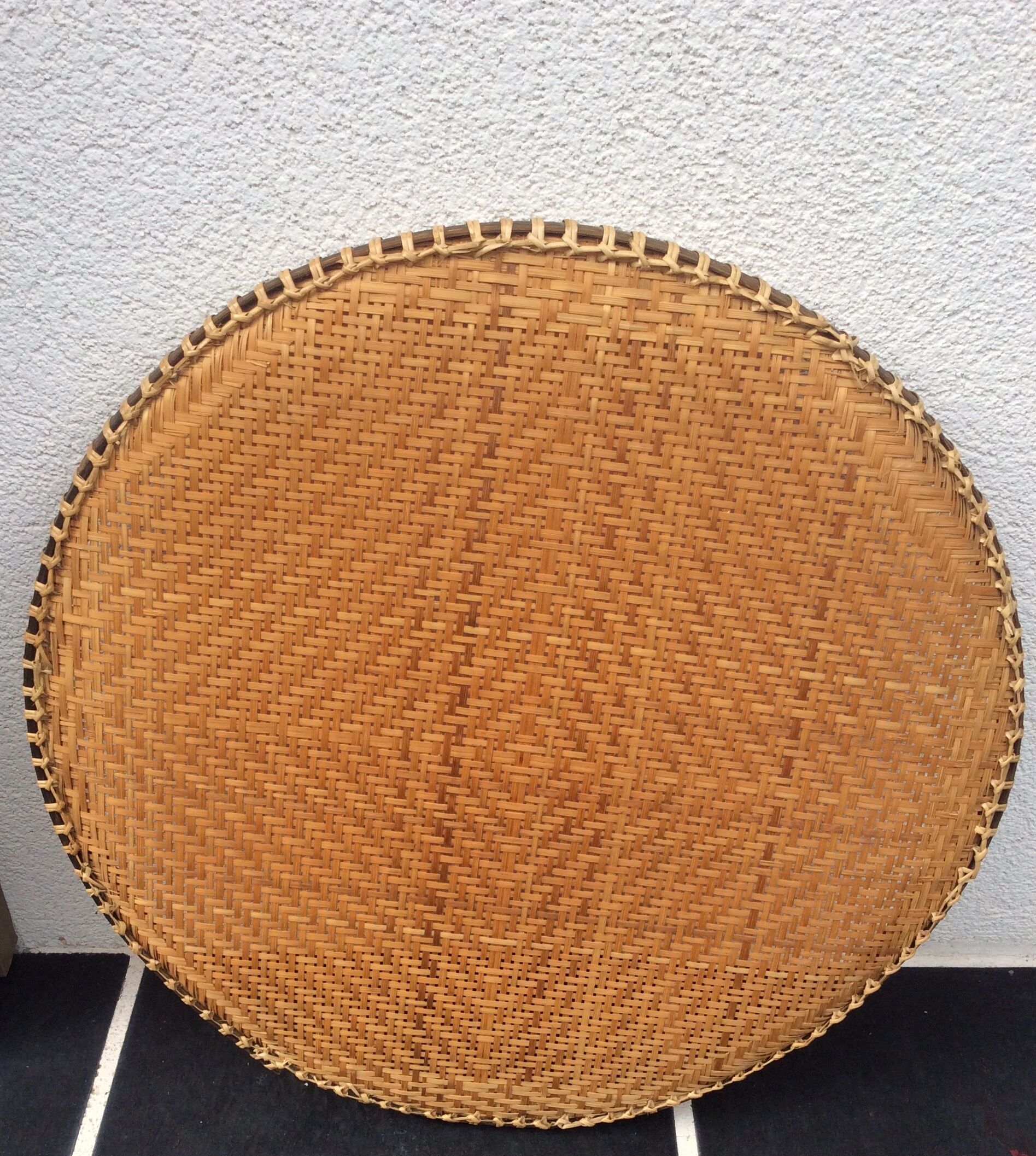 Woven tray vintage