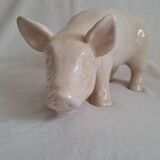 Statue. Cracked ceramic pig.