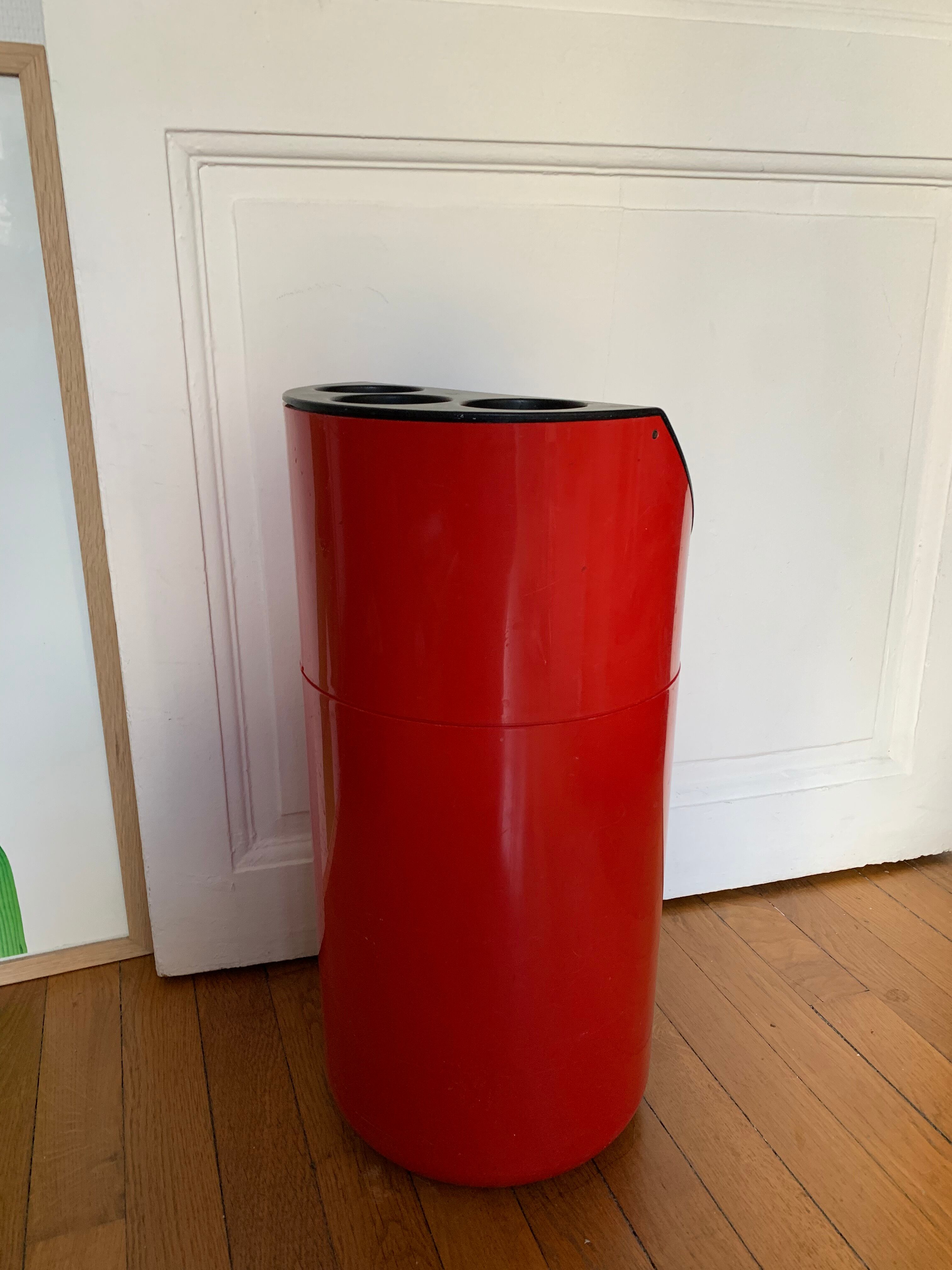 Umbrella holder Samp 70s red and black