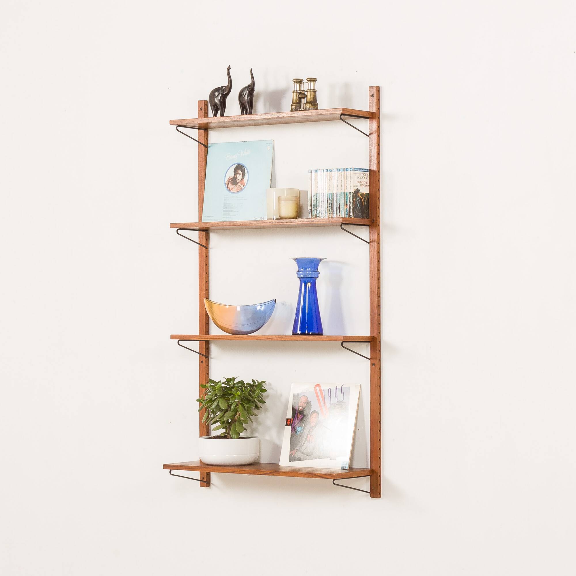 Étagères danoises en teck du milieu du siècle, lot de 4, années 1960