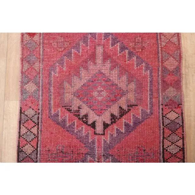 Tapis vintage turc Oushak fait à la main en laine et coton rose, années 1970