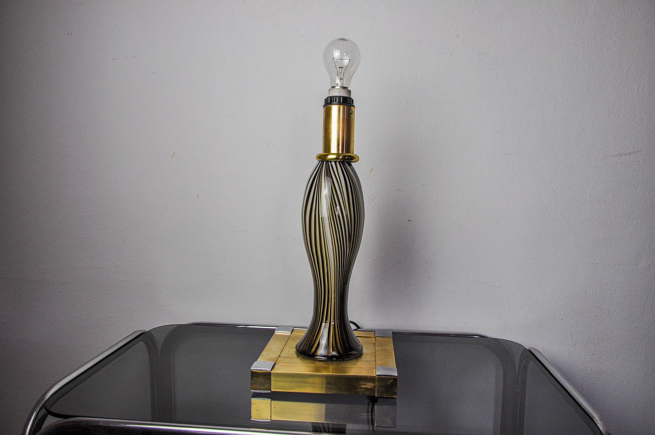 Bd Lumica table lamp, murano glass and brass, Italy, 1970
