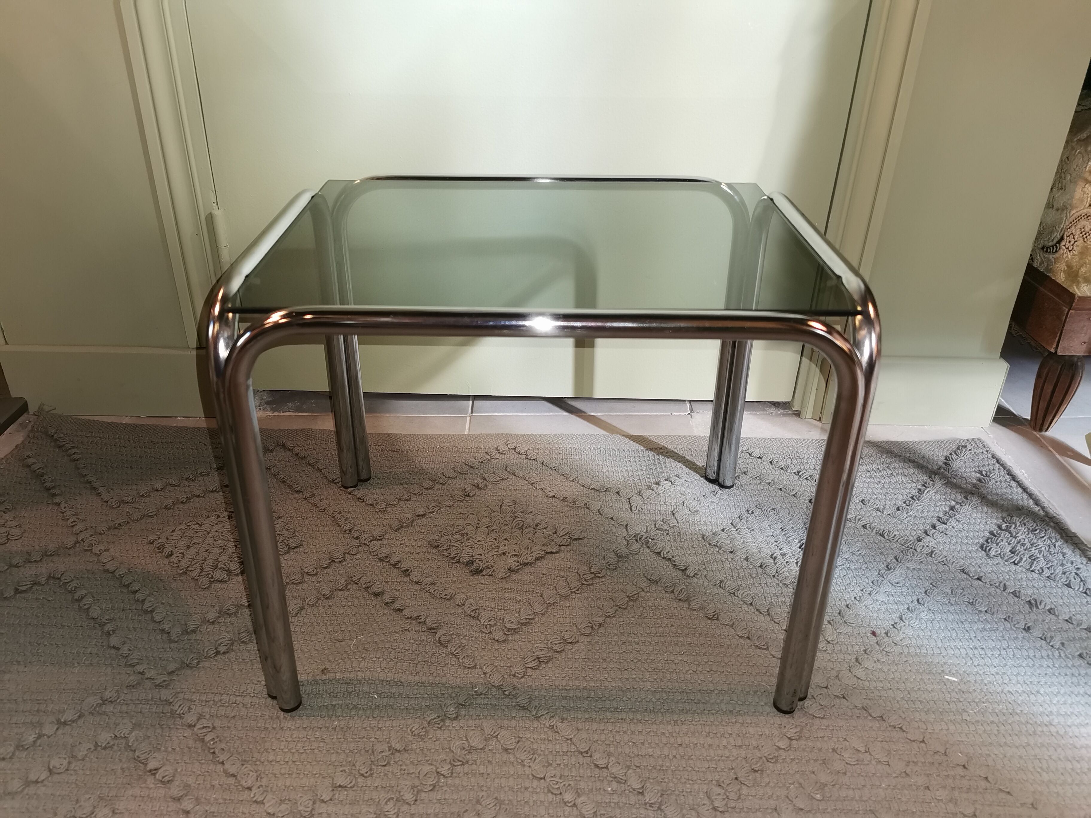 Table basse chromée années 70