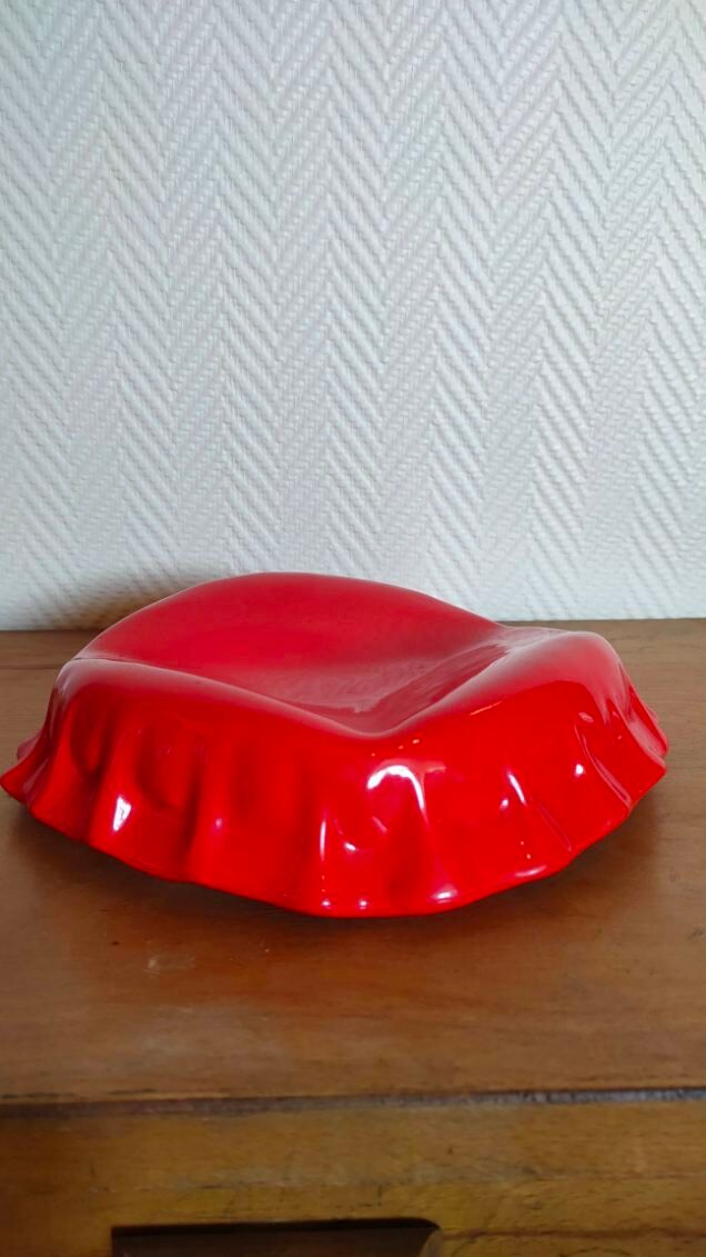 Large empty pocket ceramic capsule shape of jp peiré