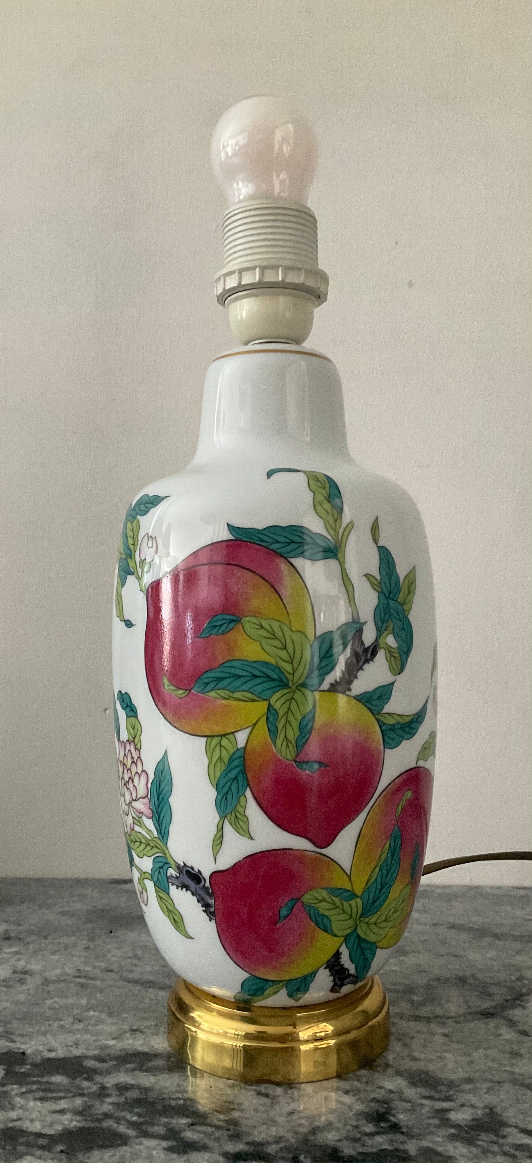 Lamp base in Paris porcelain