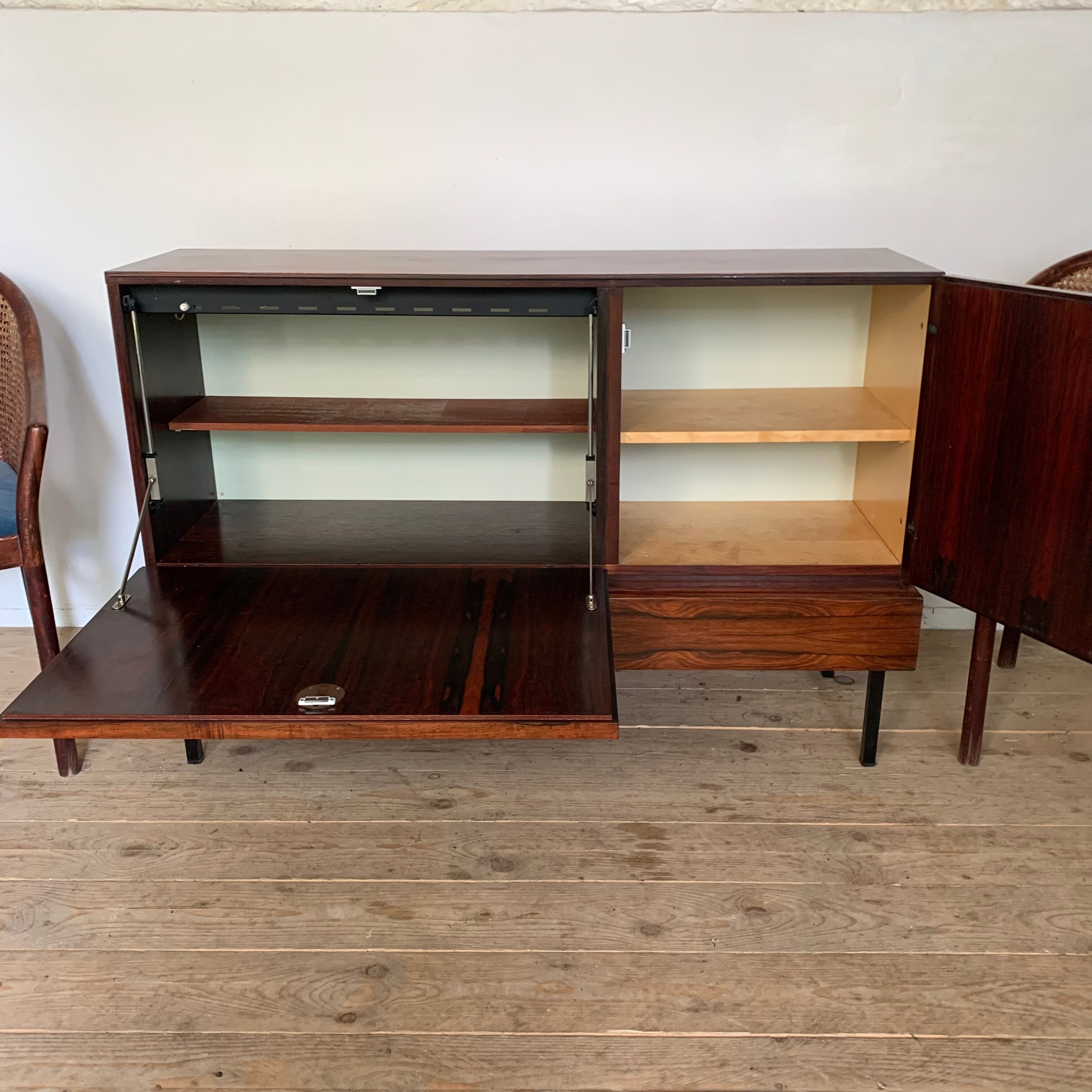 Enfilade Scandinavian bar rosewood of Rio vintage