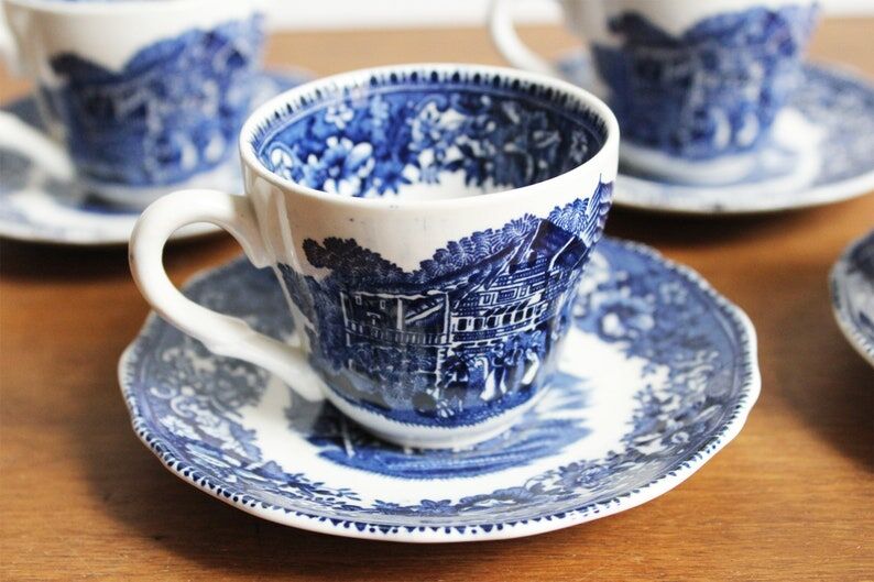 Lot De 6 Tasses à Thé Vintage Porcelaine Anglaise Avec Soucoupes Et Cuillères – Service Élégant Et Cadeau Idéal