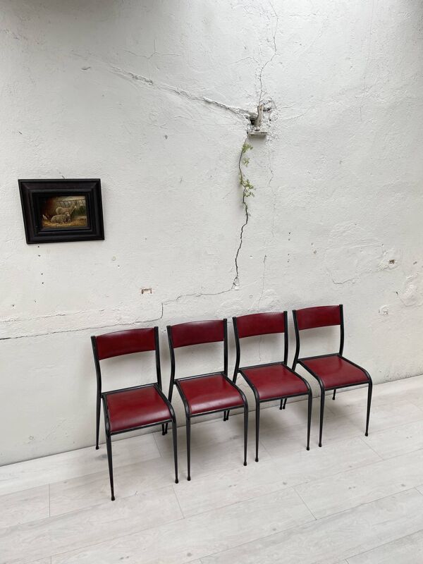 Suite de 4 chaises vintage Mullca 510.