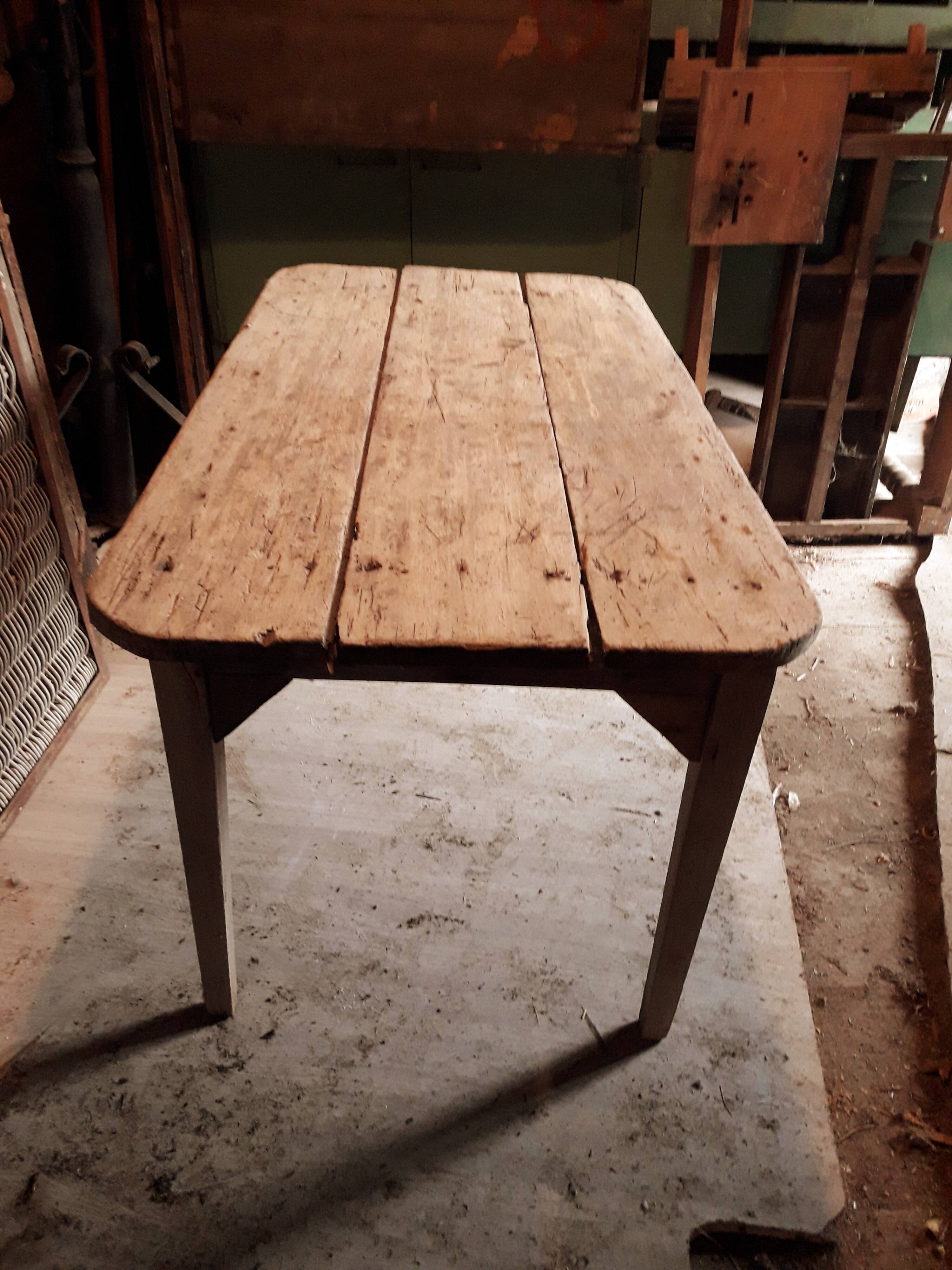 1930s poplar country table