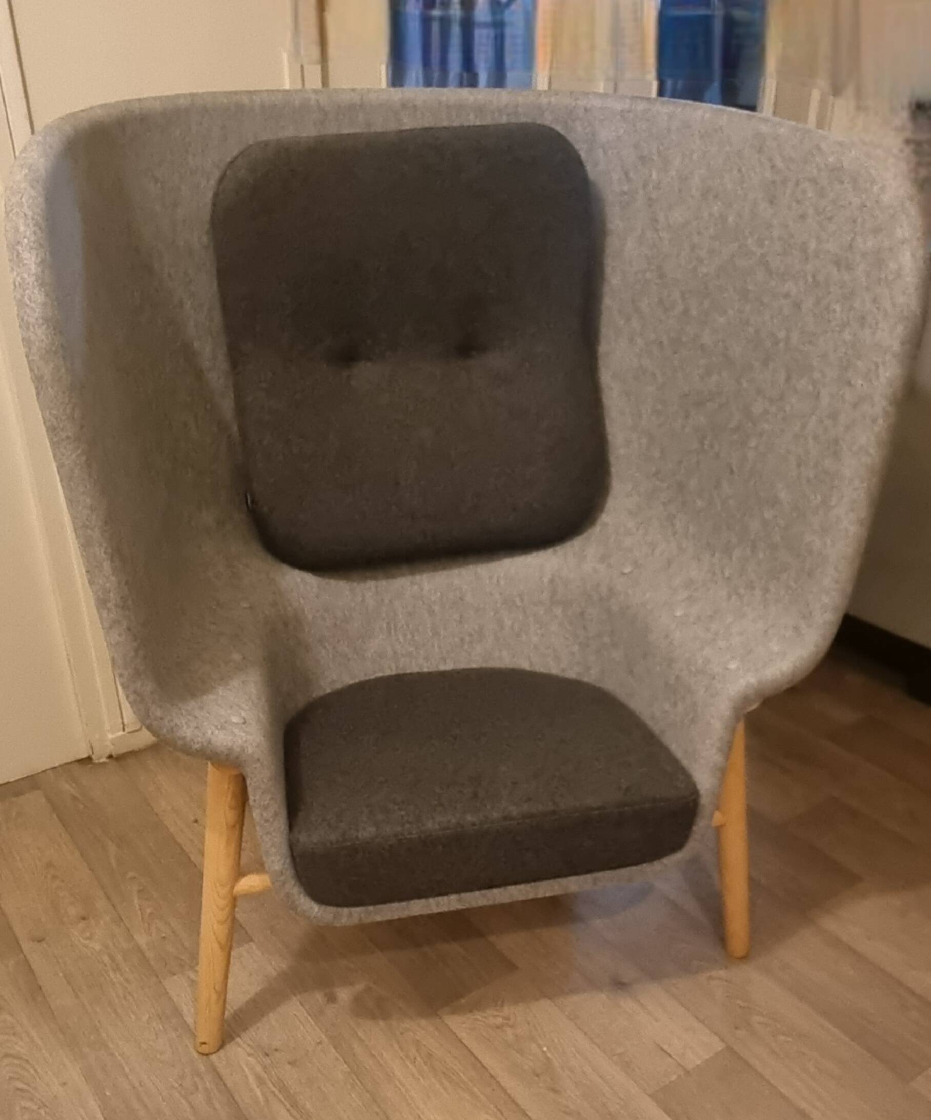 Pod PET Felt Privacy Chair