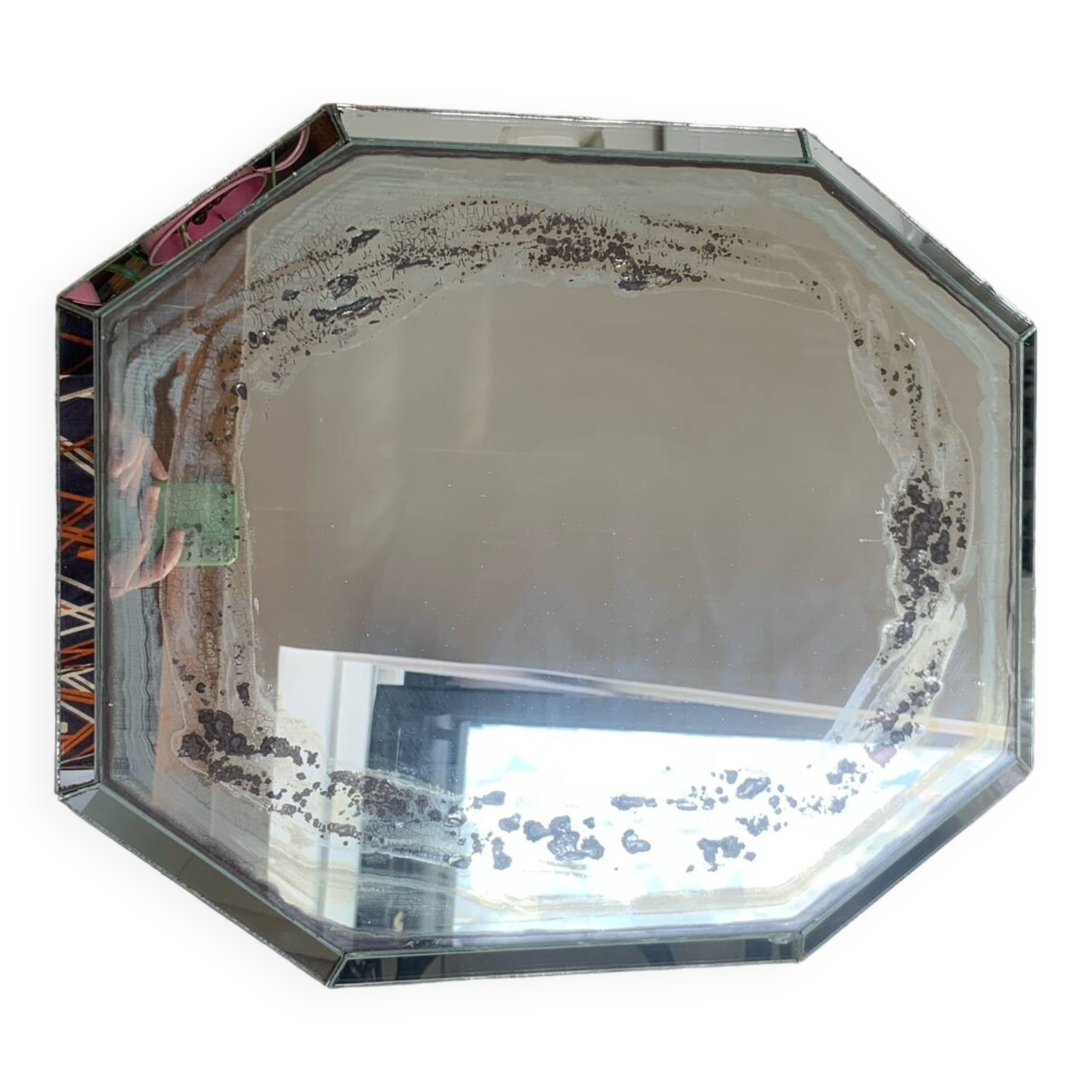 Octagonal mirror