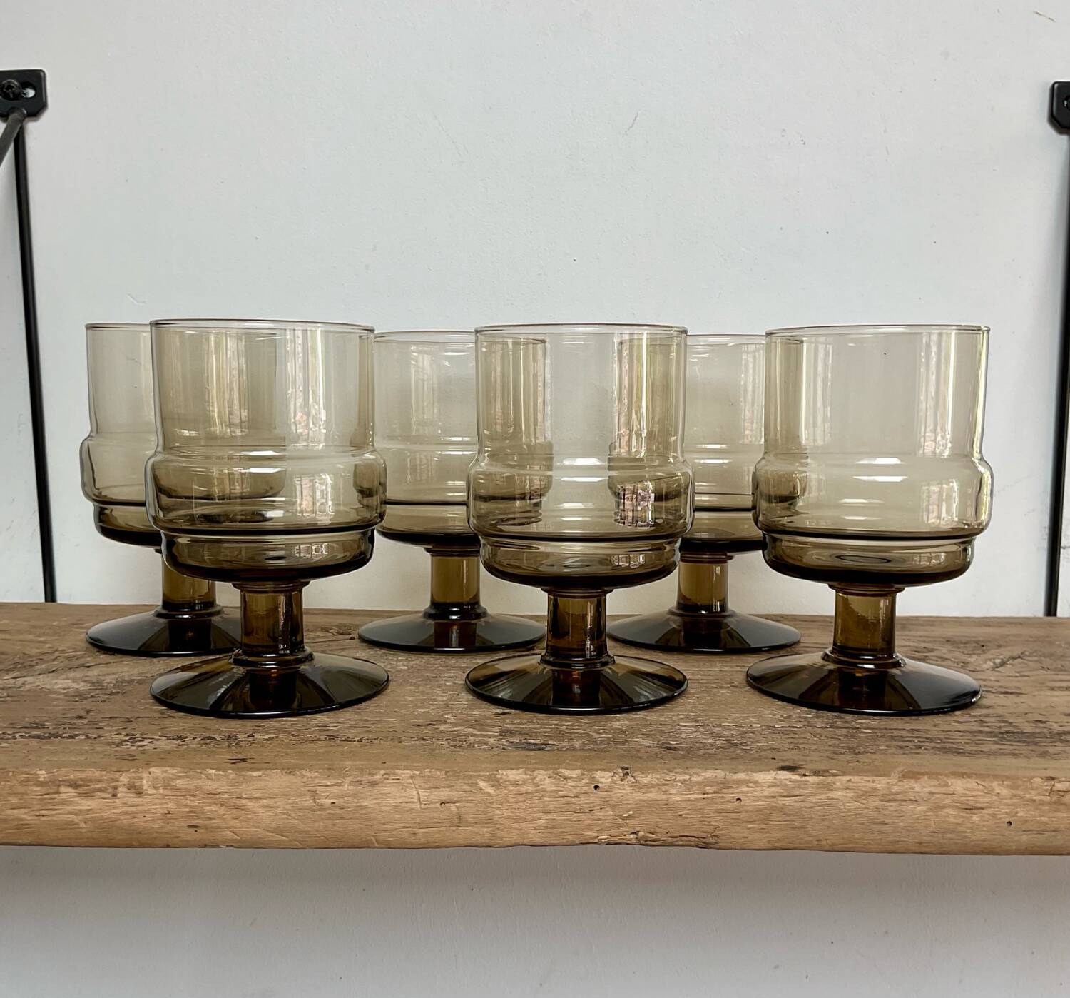 6 “Willem Heesen” smoked glass glasses