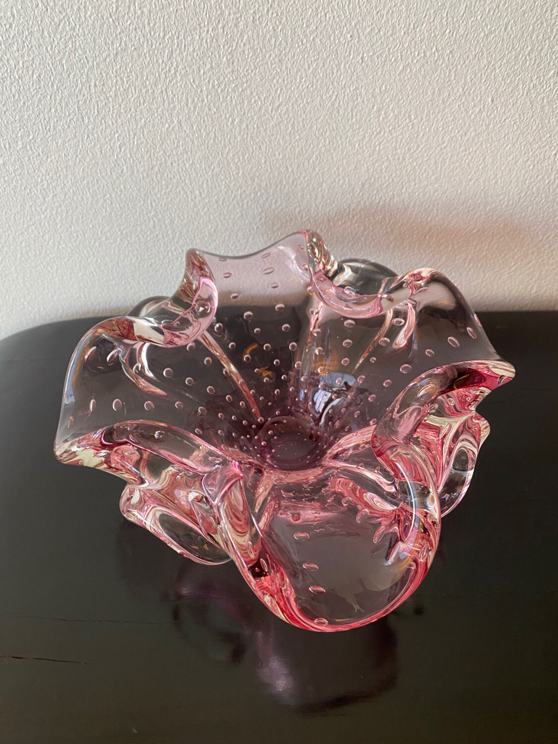 Vintage pink empty pocket ashtray in Murano by Barovier and Toso