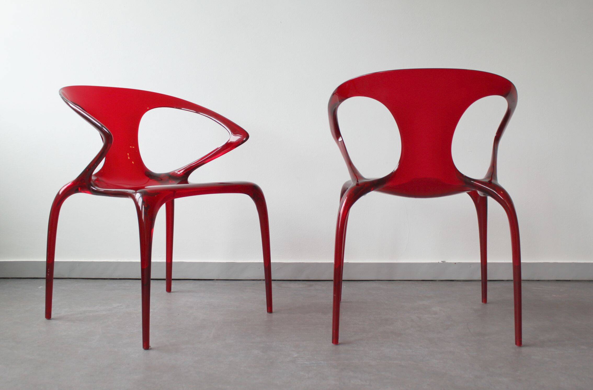 Pair of Ava chairs by Song Wen Zhong for Roche Bobois, 20th century.