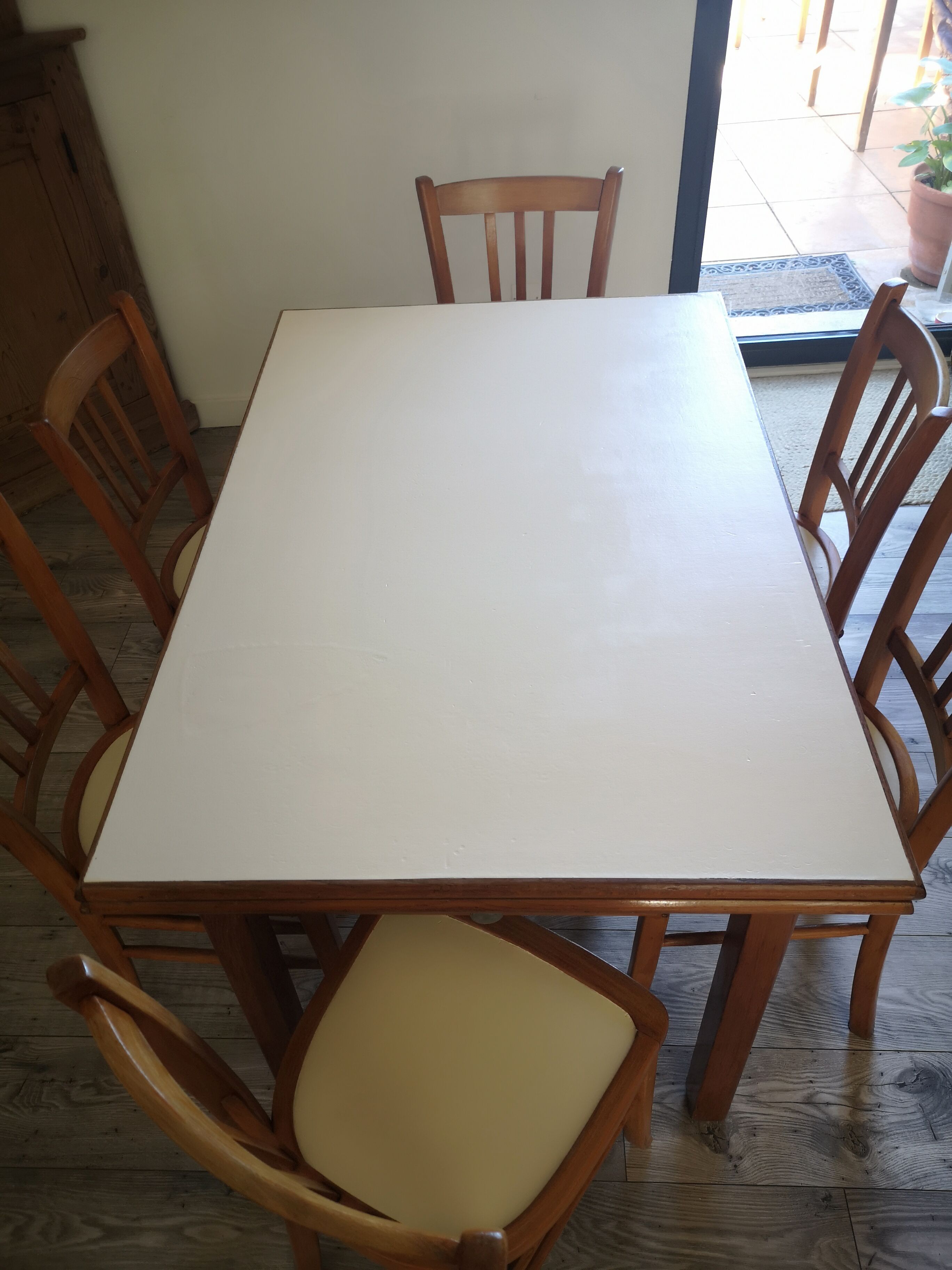 Extendable dining room year 50