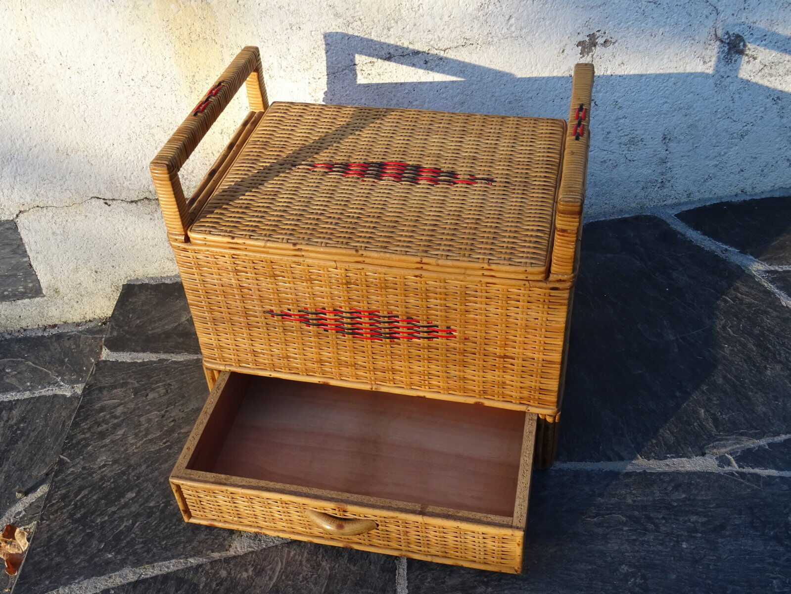 Bench chest rattan with drawer