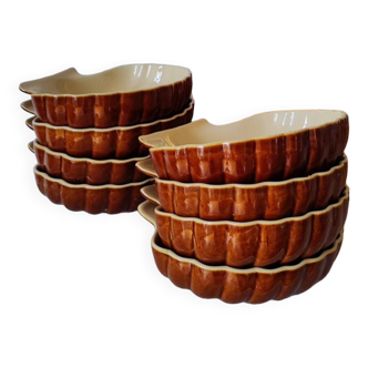 Stoneware scallop plates