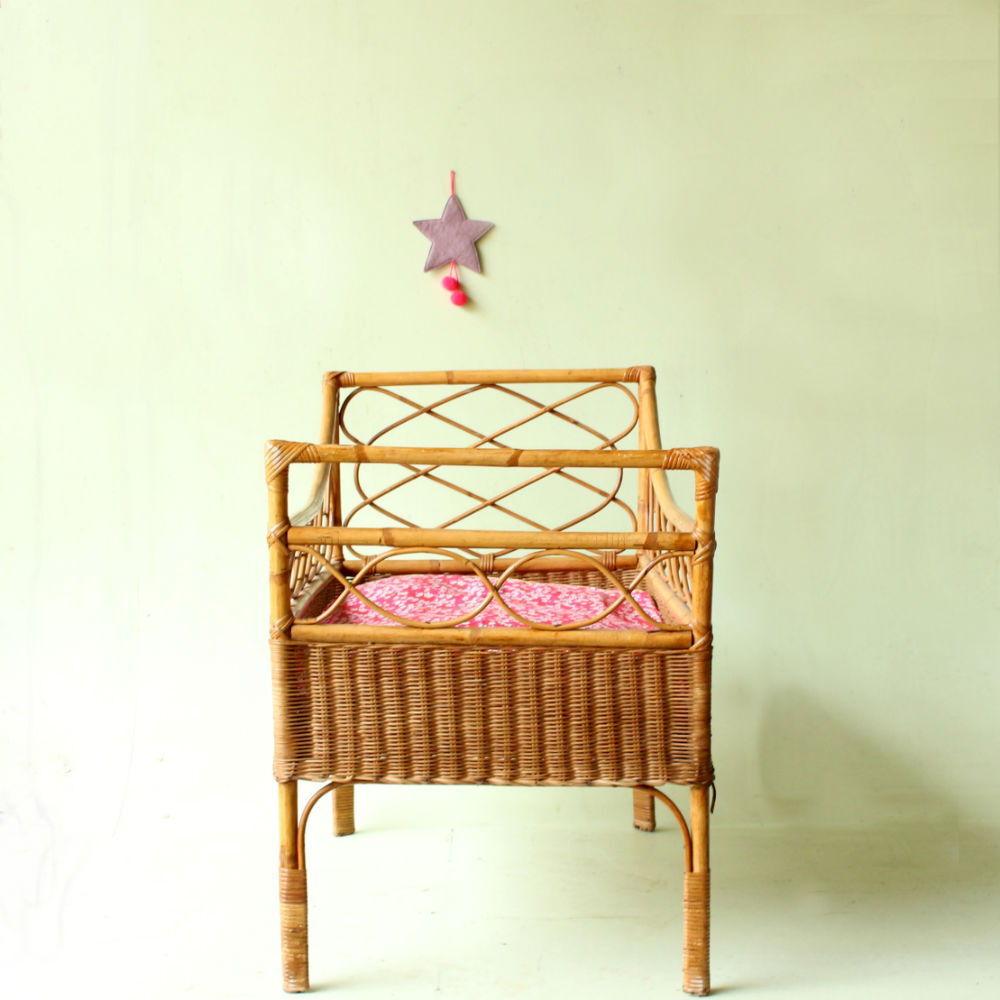 Baby rattan bed