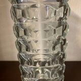 Vintage luminarc glass pave vase from the 70s with tall flowers