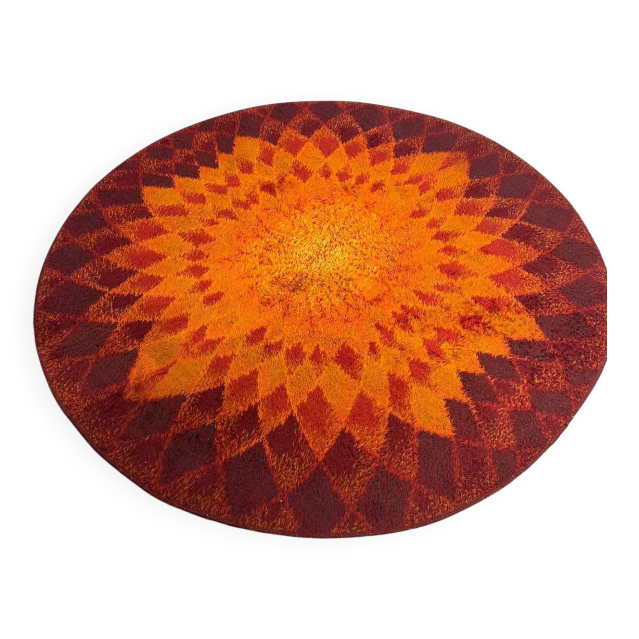 Vintage round rug
