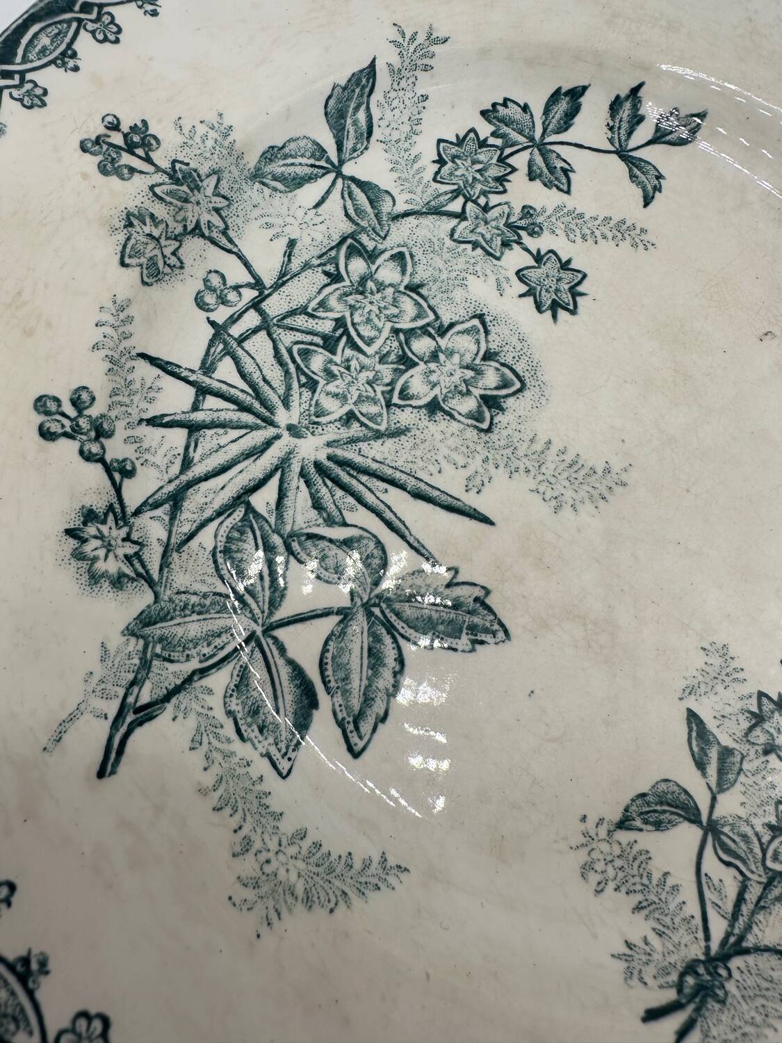 Iron Earth Holy Lover Plate