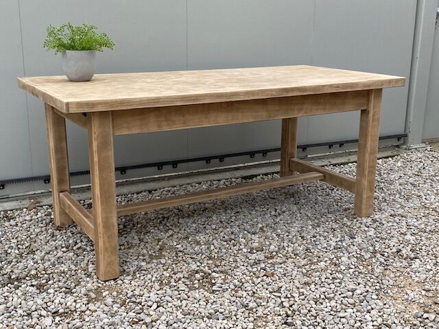 Table de ferme poncée 176 cm