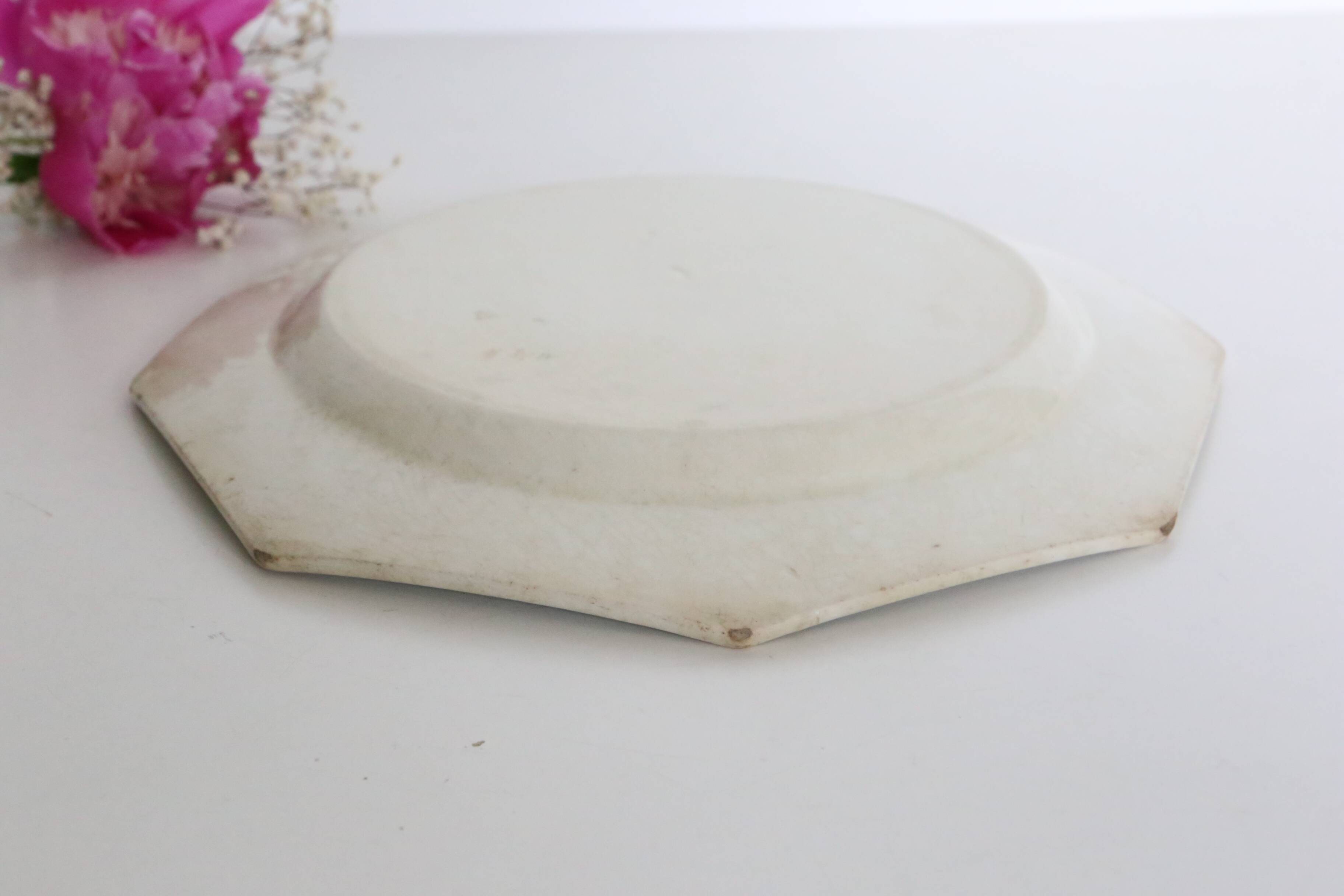 Creil and Montereau plates, 19th century, Perle model, ivory / set of 3
