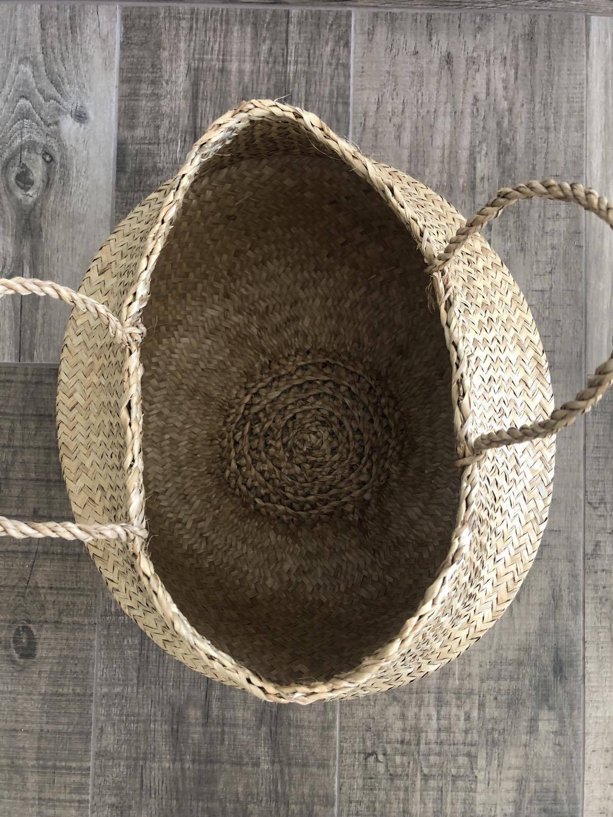 Woven wicker basket