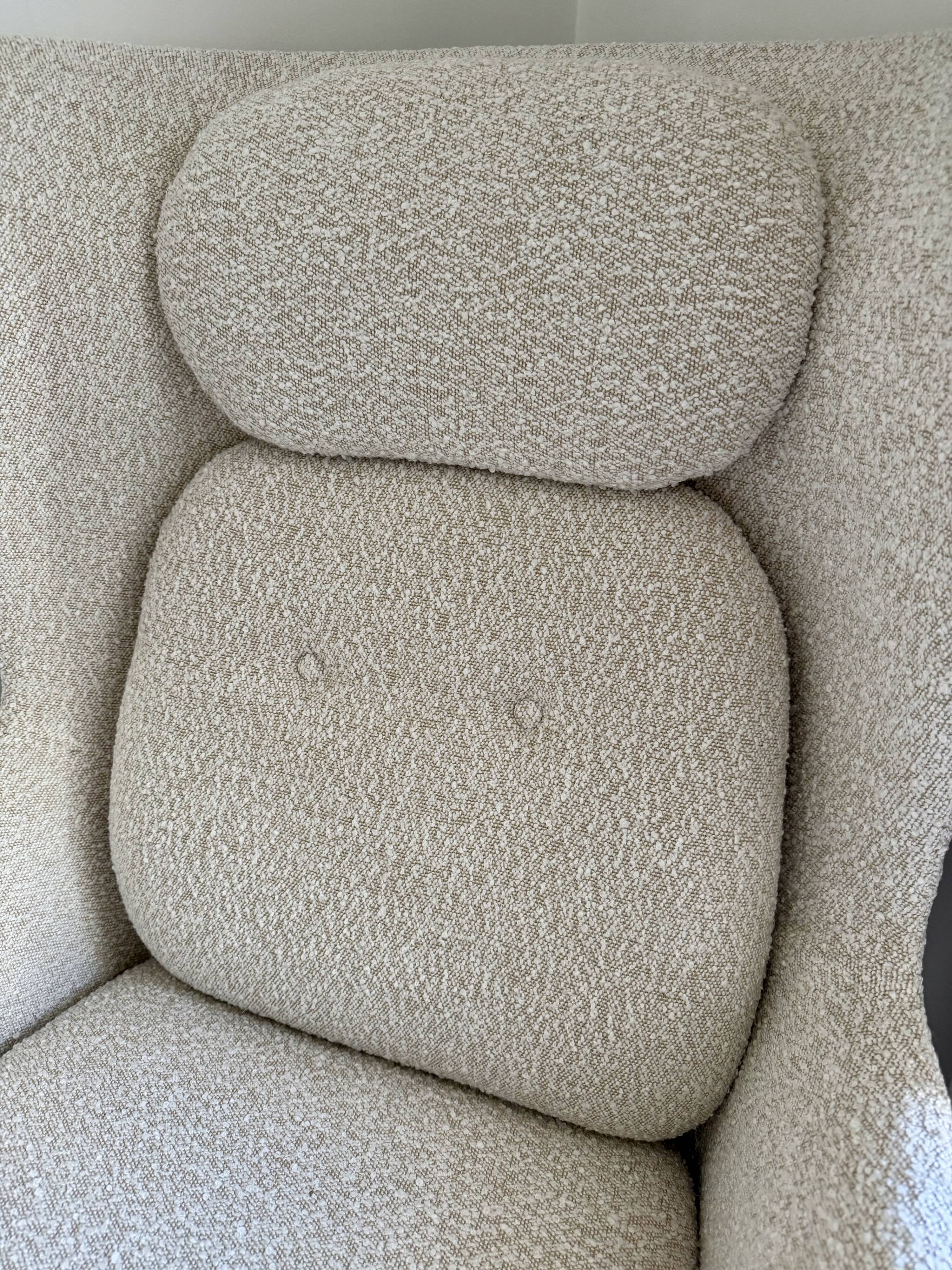 FRITZ HANSEN - Ro Armchair Boucle Fabric Aluminium Legs