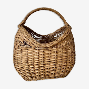 Panier en osier tressé