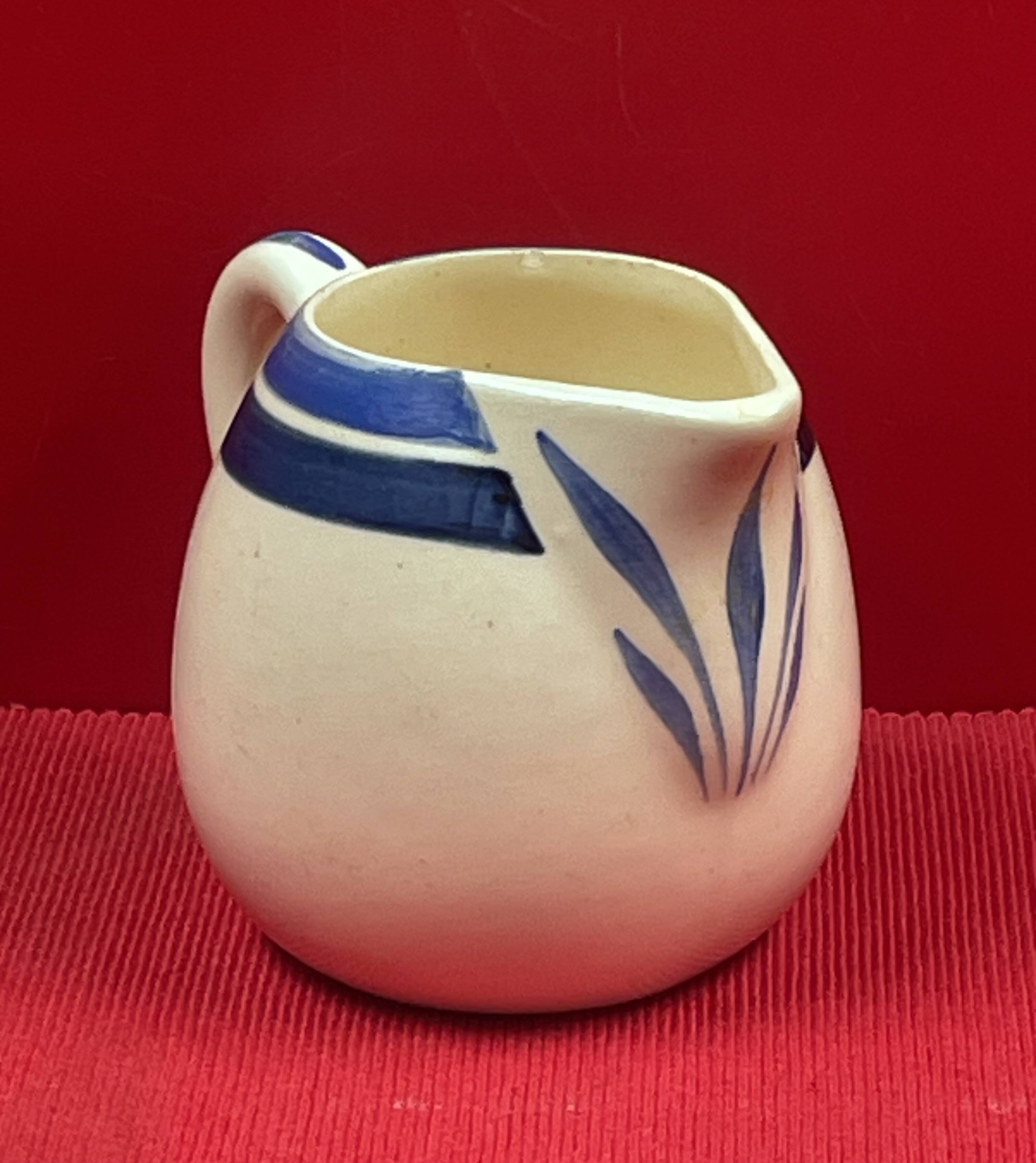 Pot à lait Choisy le Roi, Terre de fer H 8 cm